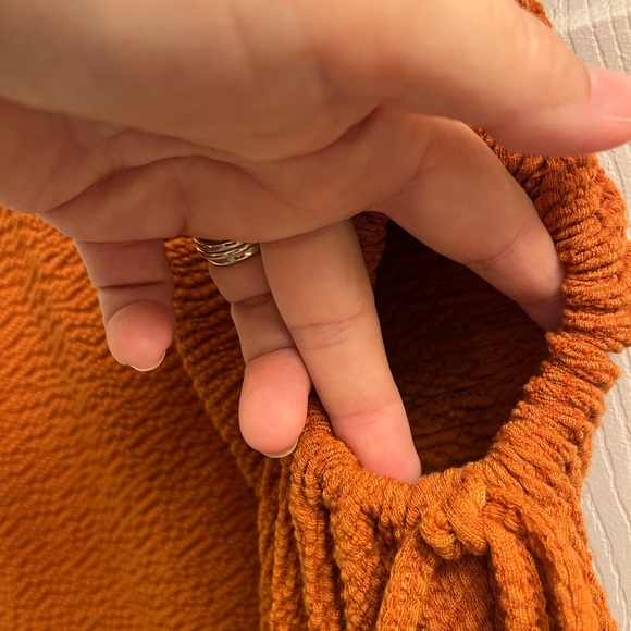 And Now This brand from Macy’s, cut-out, bodycon dress. 1X, rust color - Picture 6 of 13